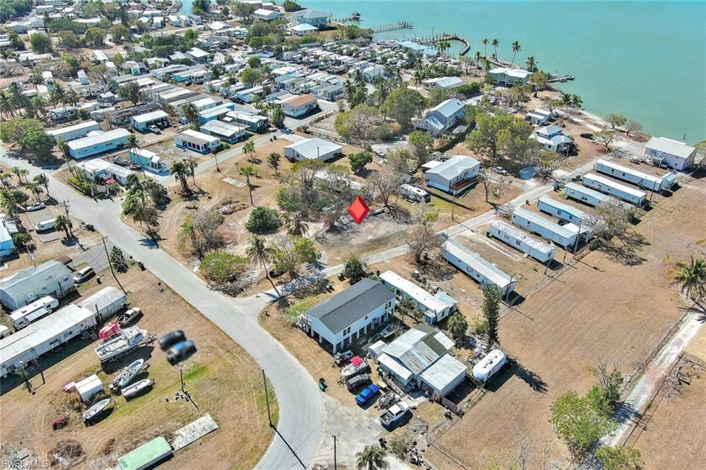 1160 Rewis Dr , Chokoloskee, FL 34138 Photo