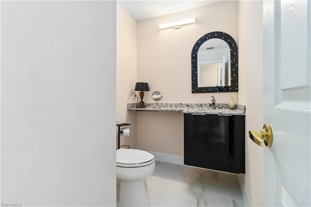 900 Arbor Lake Dr, Unit 9-505, Naples, FL 34110 Photo