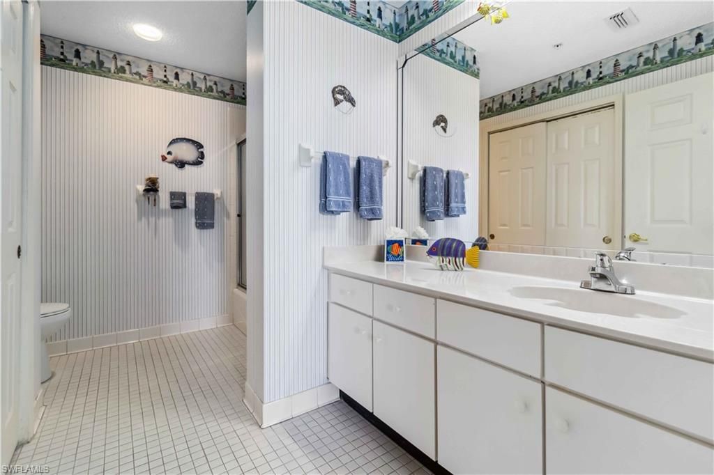 900 Arbor Lake Dr, Unit 9-505, Naples, FL 34110 Photo