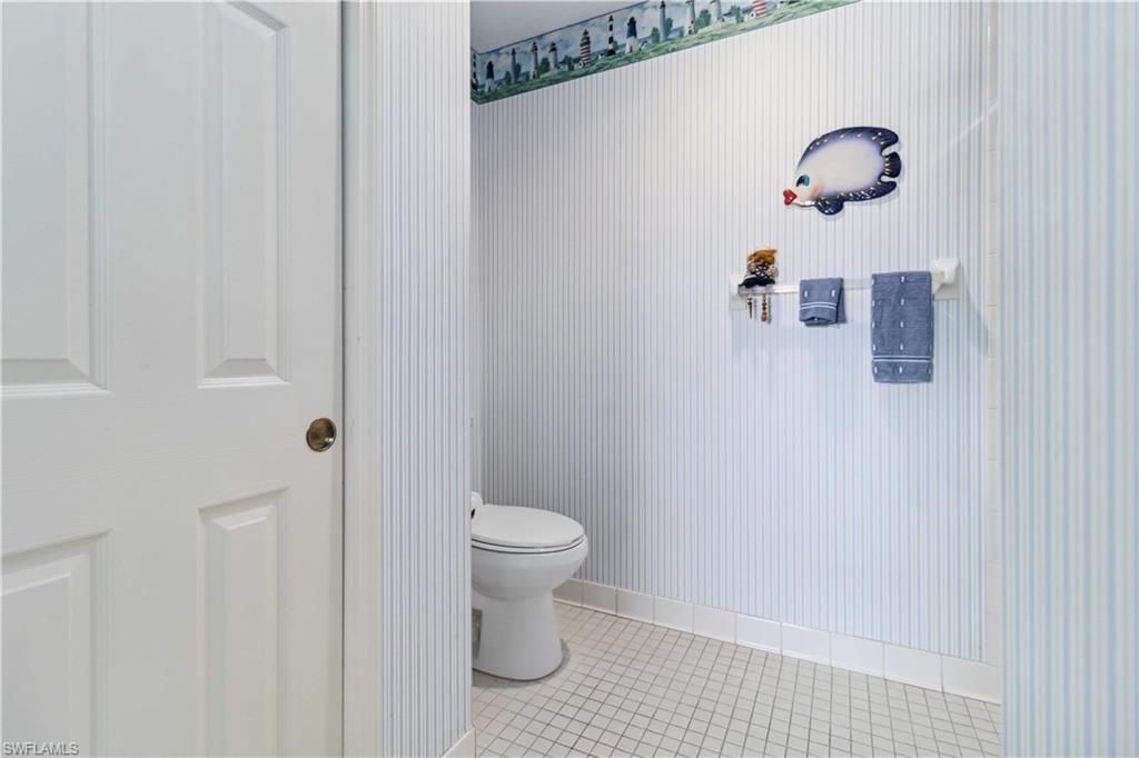900 Arbor Lake Dr, Unit 9-505, Naples, FL 34110 Photo