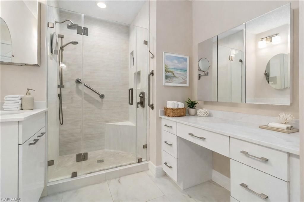 900 Arbor Lake Dr, Unit 9-505, Naples, FL 34110 Photo