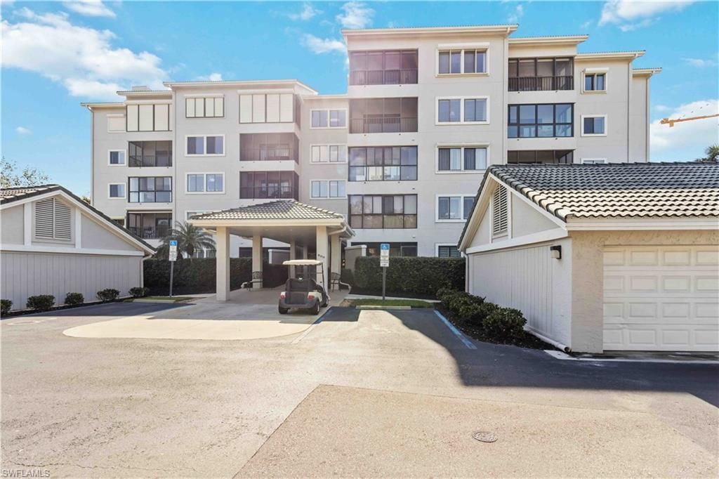 900 Arbor Lake Dr, Unit 9-505, Naples, FL 34110 Photo