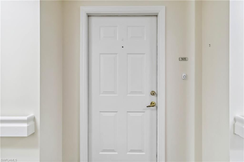 900 Arbor Lake Dr, Unit 9-505, Naples, FL 34110 Photo