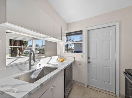 3308 Windsor Dr, Sacramento, CA 95864 Photo