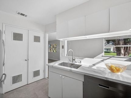 3308 Windsor Dr, Sacramento, CA 95864 Photo