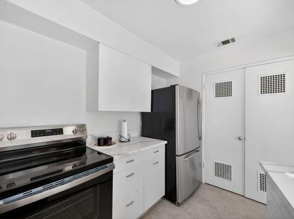 3308 Windsor Dr, Sacramento, CA 95864 Photo