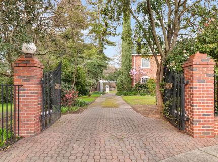 3200 Becerra Way, Sacramento, CA 95821 Photo