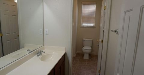 5224 Vesta Cir, Stockton, CA 95219 Photo