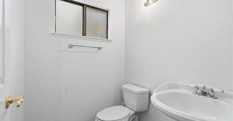 2400 Walnut Grove Way, Modesto, CA 95355 Photo