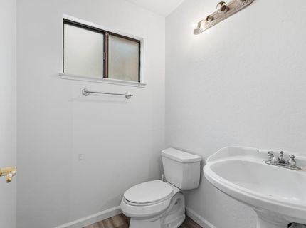 2400 Walnut Grove Way, Modesto, CA 95355 Photo