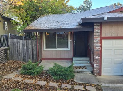 193 E Hillcrest Dr, Auburn, CA 95603 Photo