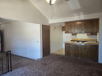 193 E Hillcrest Dr, Auburn, CA 95603 Photo