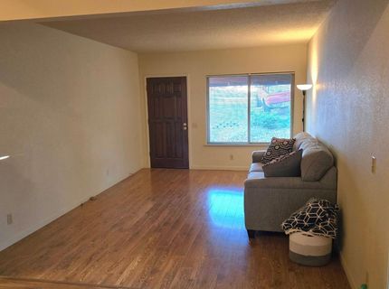 193 E Hillcrest Dr, Auburn, CA 95603 Photo