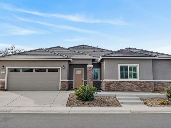 601 Avalon Dr, Ione, CA 95640