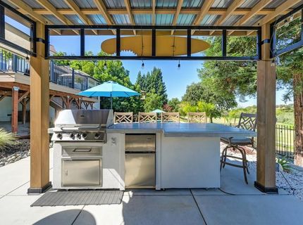 2367 Clubhouse Dr, Rocklin, CA 95765 Photo