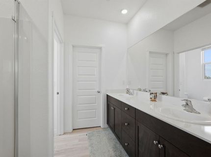 898 Lake Park Circle, Galt, CA 95632 Photo