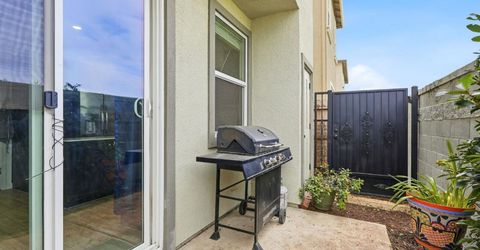 898 Lake Park Circle, Galt, CA 95632 Photo