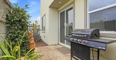 898 Lake Park Circle, Galt, CA 95632 Photo