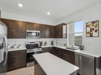 898 Lake Park Circle, Galt, CA 95632 Photo