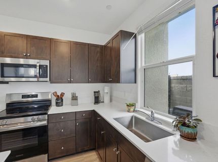 898 Lake Park Circle, Galt, CA 95632 Photo