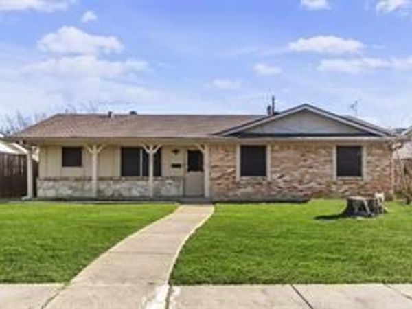 2801 Laramie Street, Irving, TX 75062