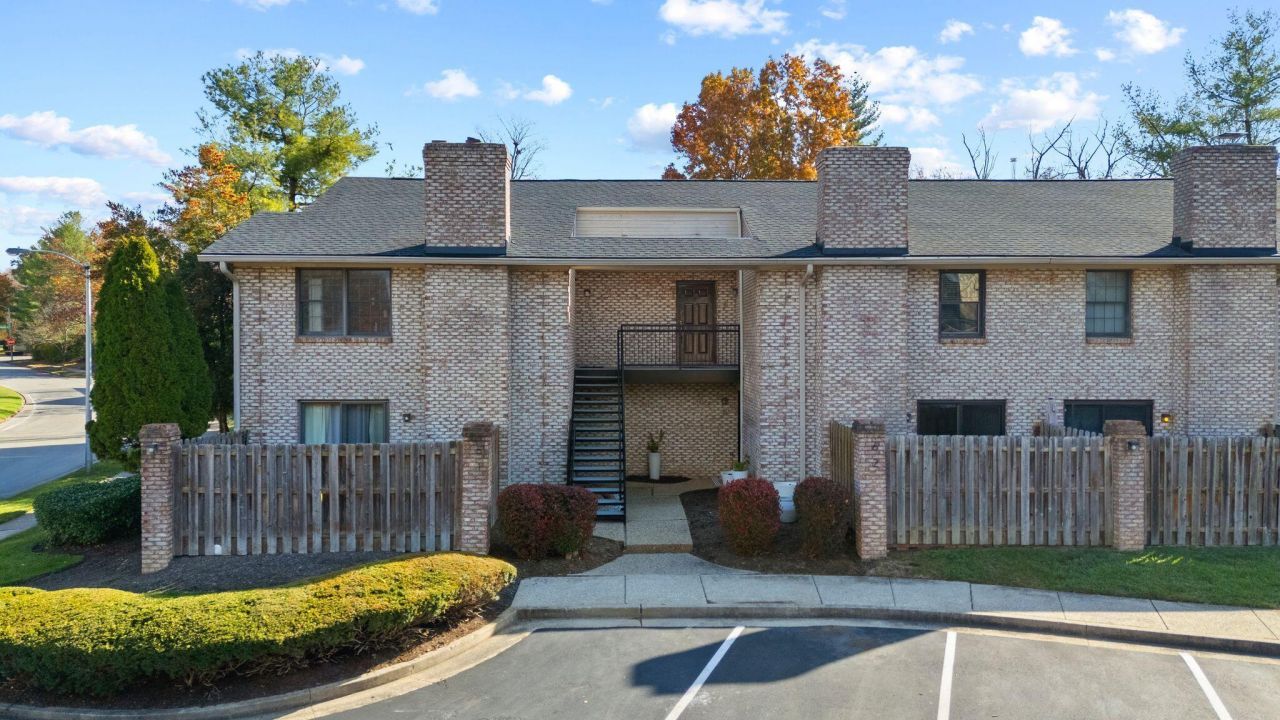 1117 Turkey Foot Road, Unit 2, Lexington, KY 40502 Main Photo