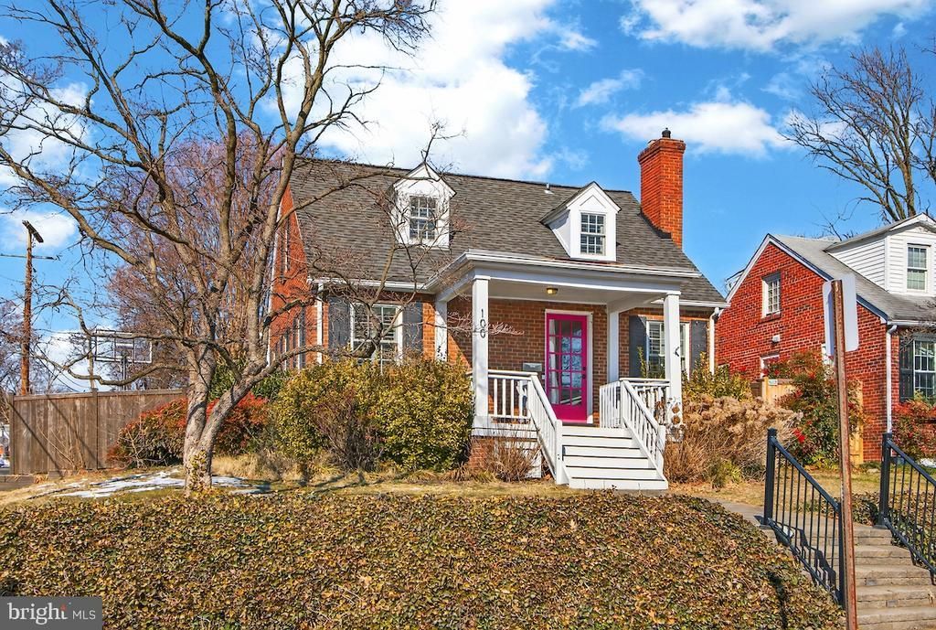 100 E Maple Street, Alexandria, VA 22301 Main Photo