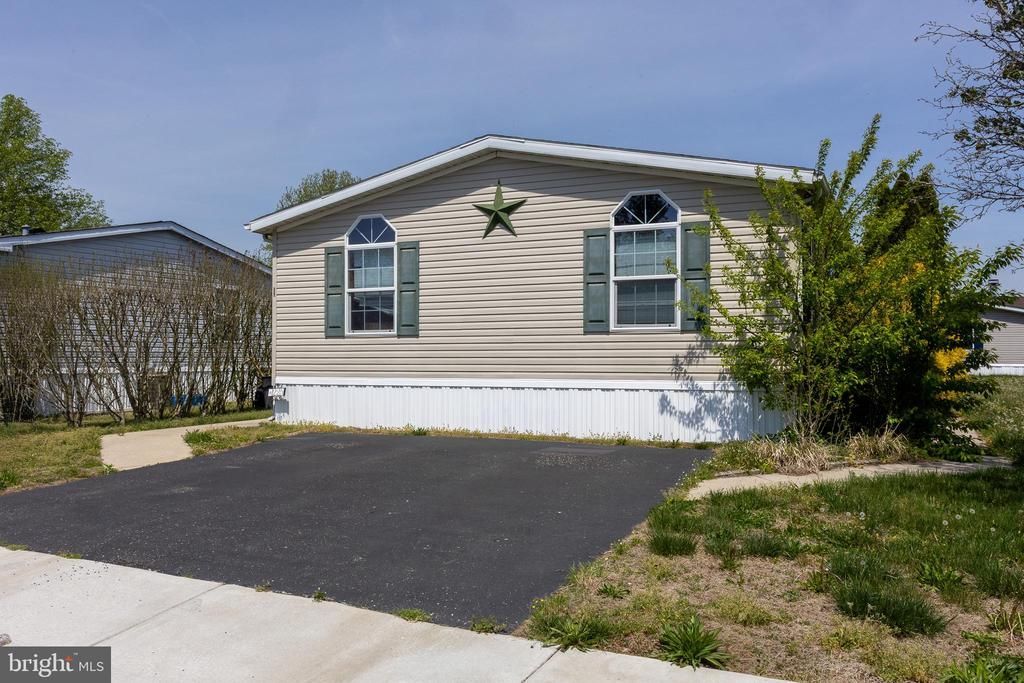 2110 Mays Landing Rd, Unit 225, Millville, NJ 08332 Main Photo