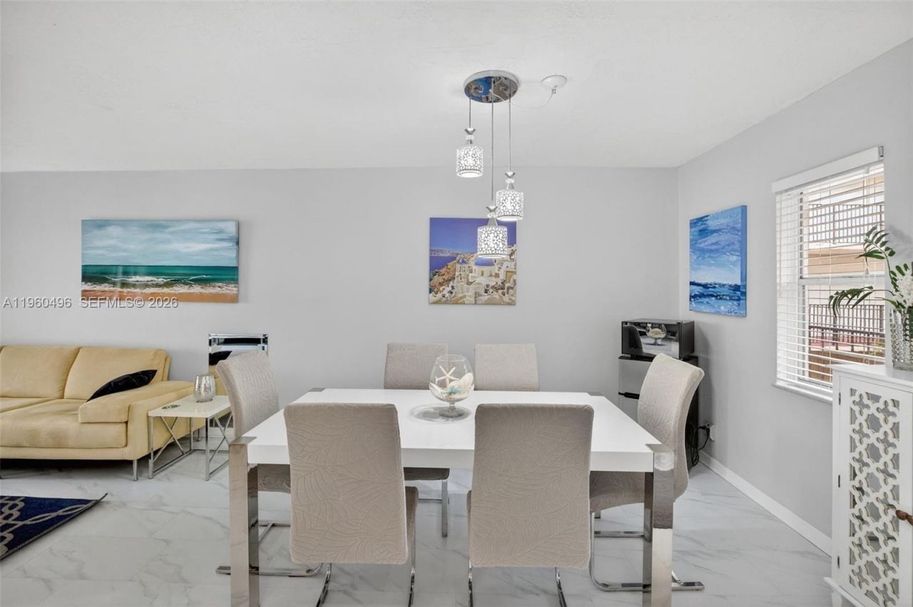 2801 Somerset Dr , Unit 205, Lauderdale Lakes, FL 33311 Photo