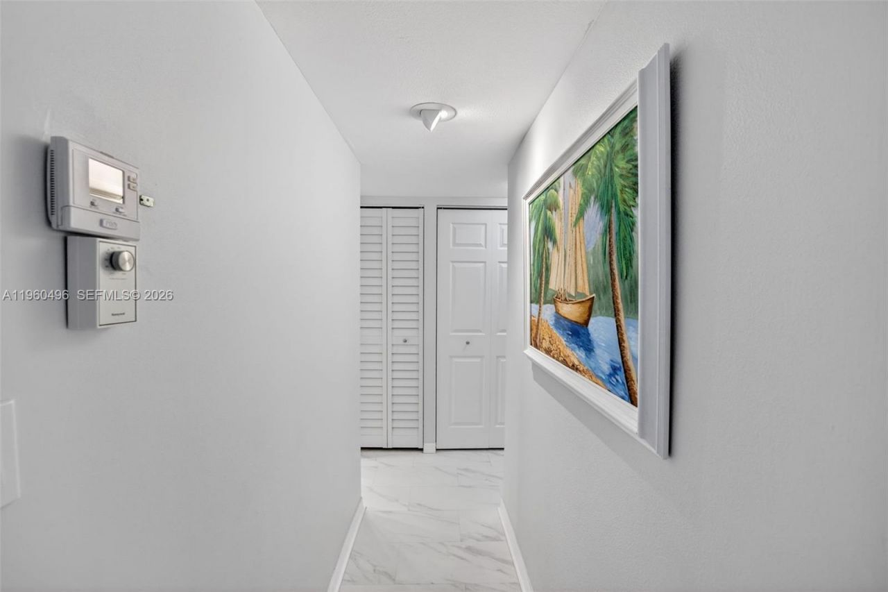 2801 Somerset Dr , Unit 205, Lauderdale Lakes, FL 33311 Photo