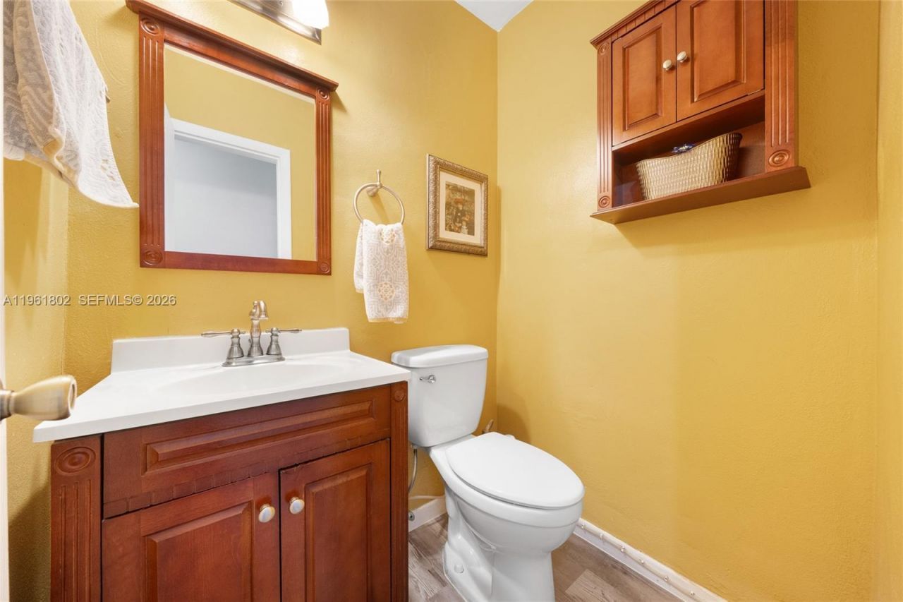 1166 W 24th St, Hialeah, FL 33010 Photo