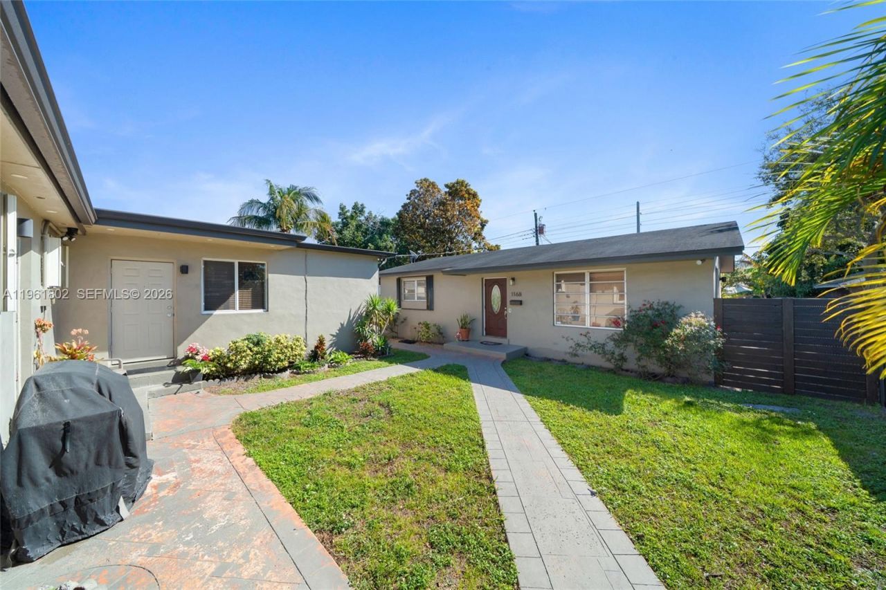 1166 W 24th St, Hialeah, FL 33010 Photo