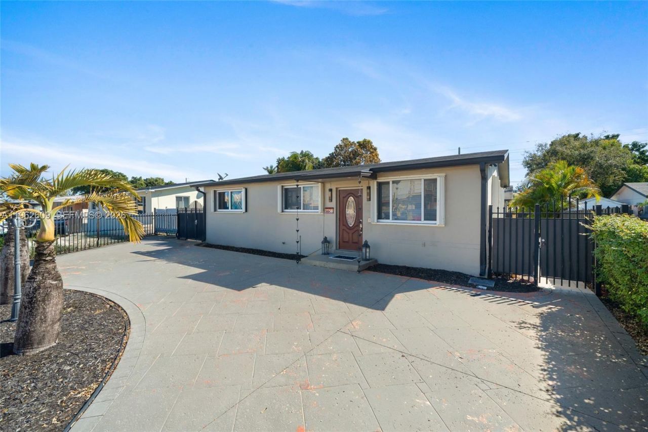 1168 W 24th St, Hialeah, FL 33010 Photo