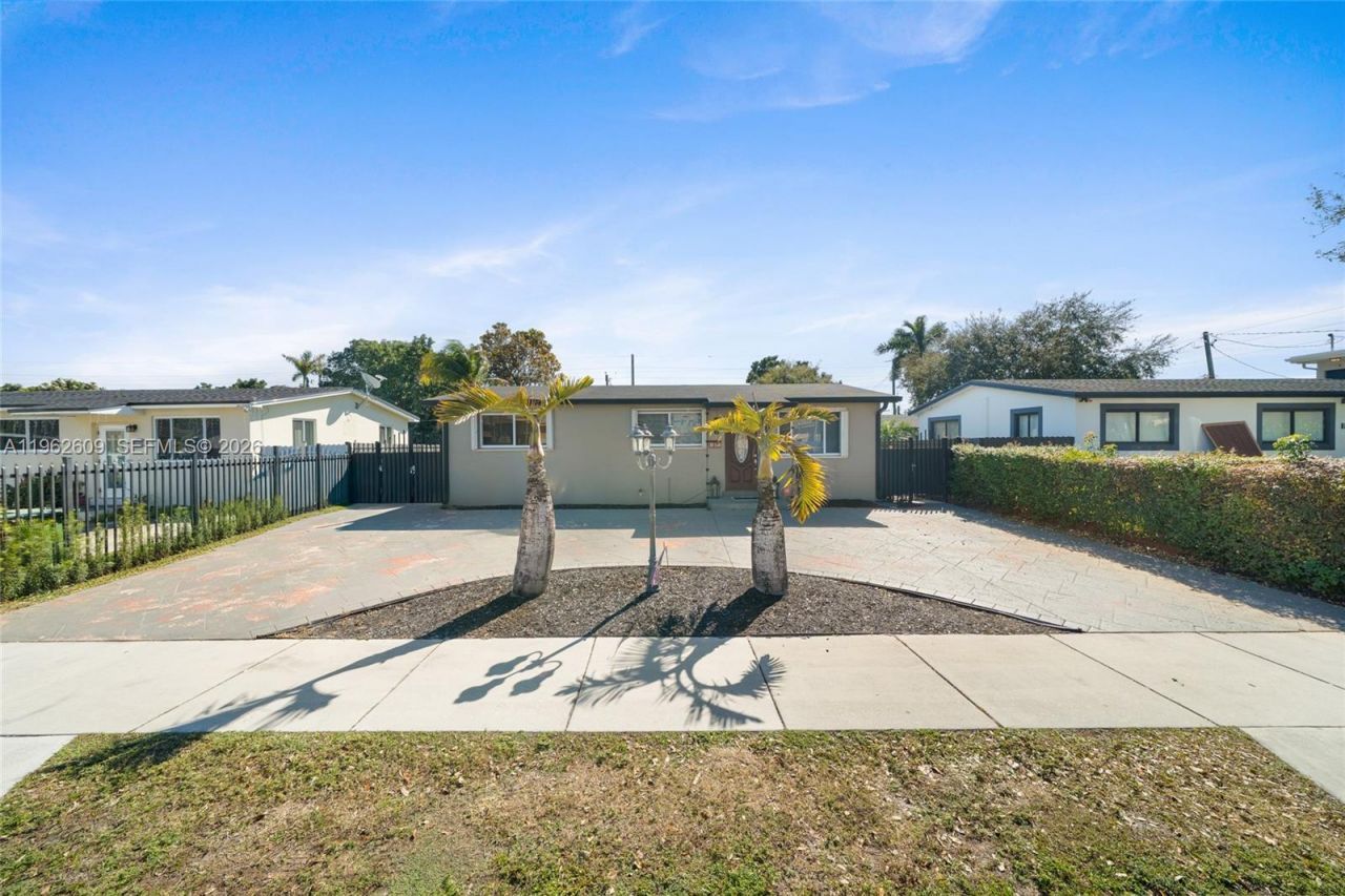 1168 W 24th St, Hialeah, FL 33010 Photo