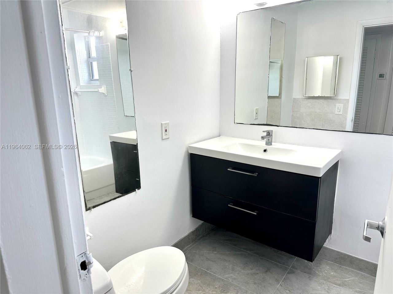 7308 SW 82nd St, Unit A216, Miami, FL 33143 Photo