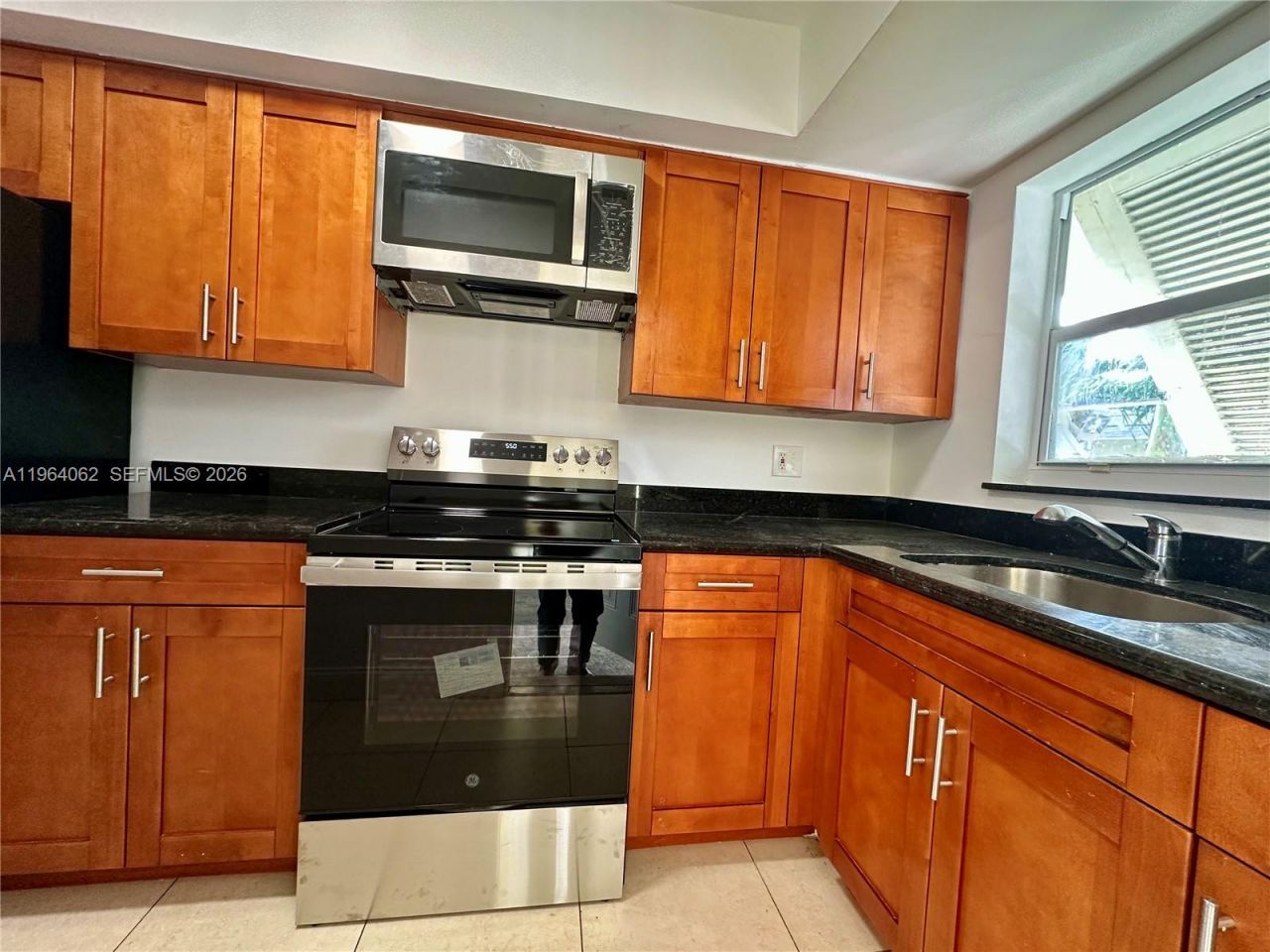 7308 SW 82nd St, Unit A216, Miami, FL 33143 Photo