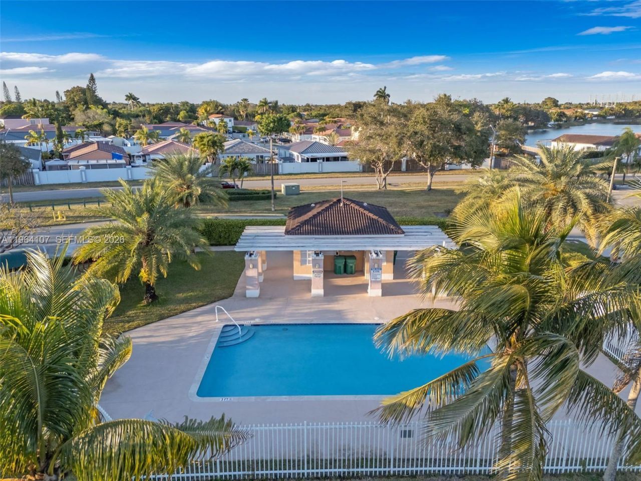 17501 SW 140th Ct, Miami, FL 33177 Photo