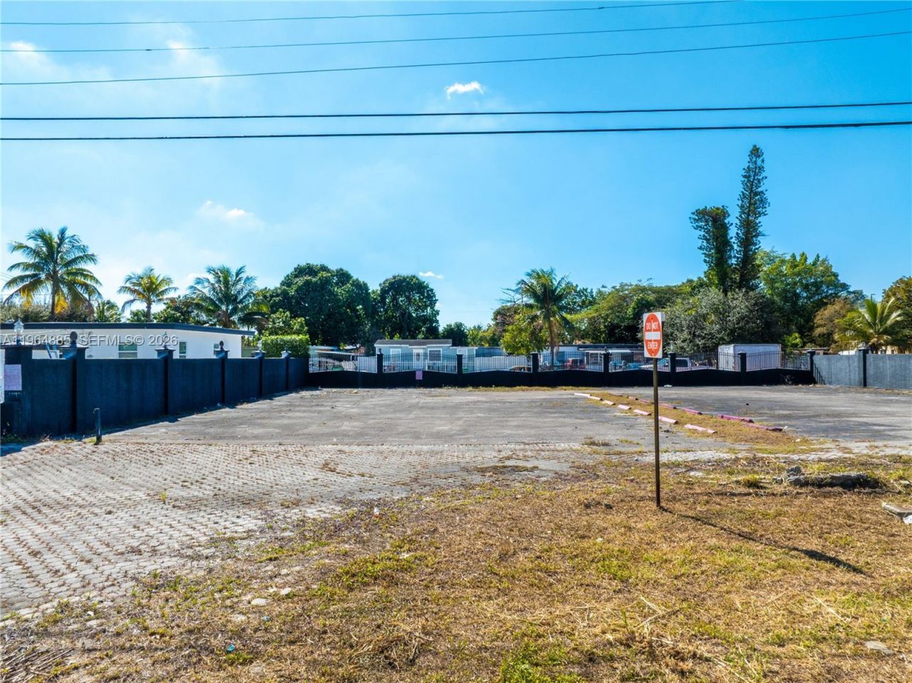 1410 NW 119th St, Miami, FL 33167 Photo