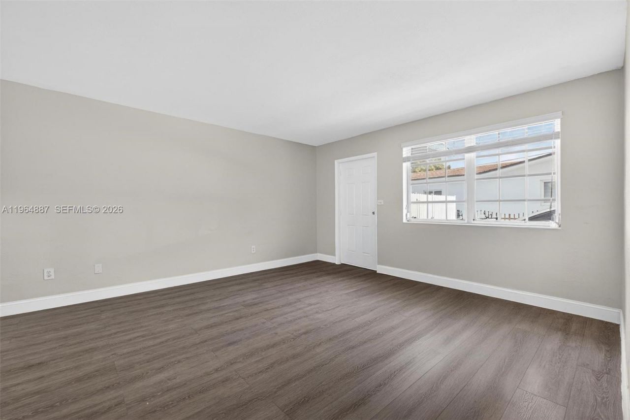 11441 SW 2nd St, Unit 11441, Sweetwater, FL 33174 Photo