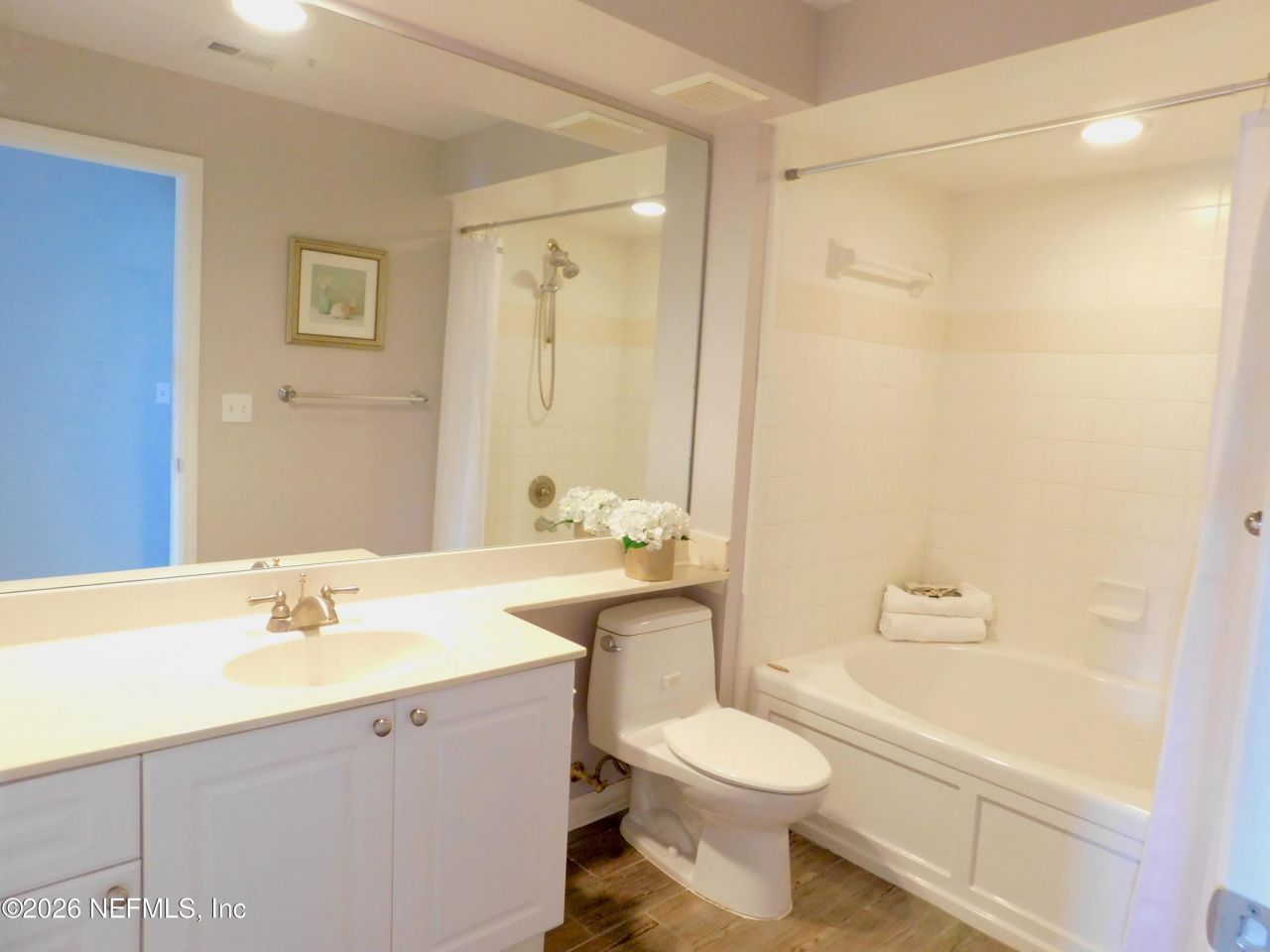 400 E Bay Street, Unit 306, Jacksonville, FL 32202 Photo