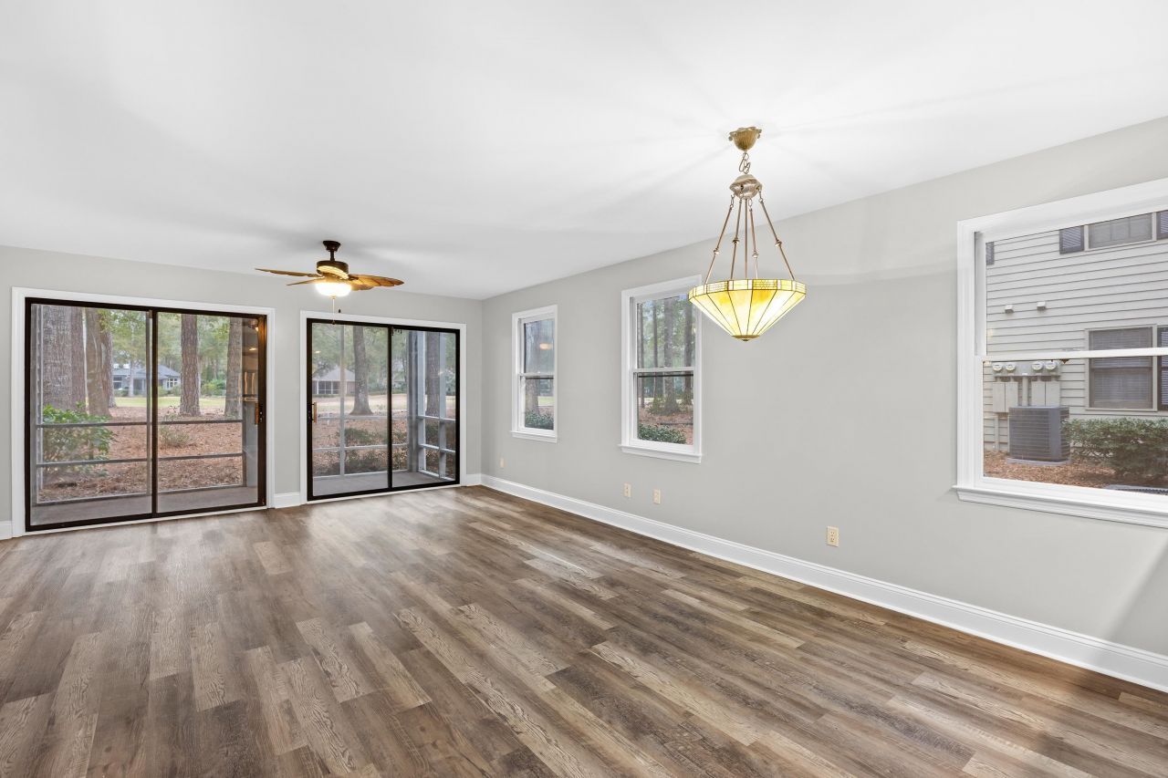 146 Stillwood Dr. Photo 13