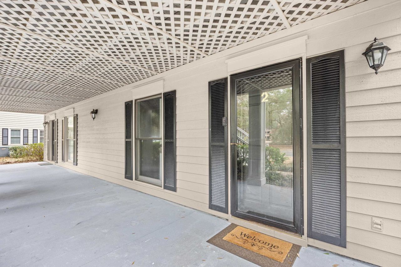 146 Stillwood Dr. Photo 32