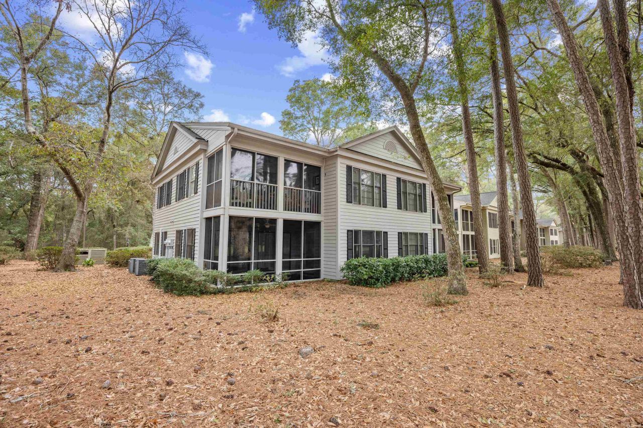 146 Stillwood Dr. Photo 34