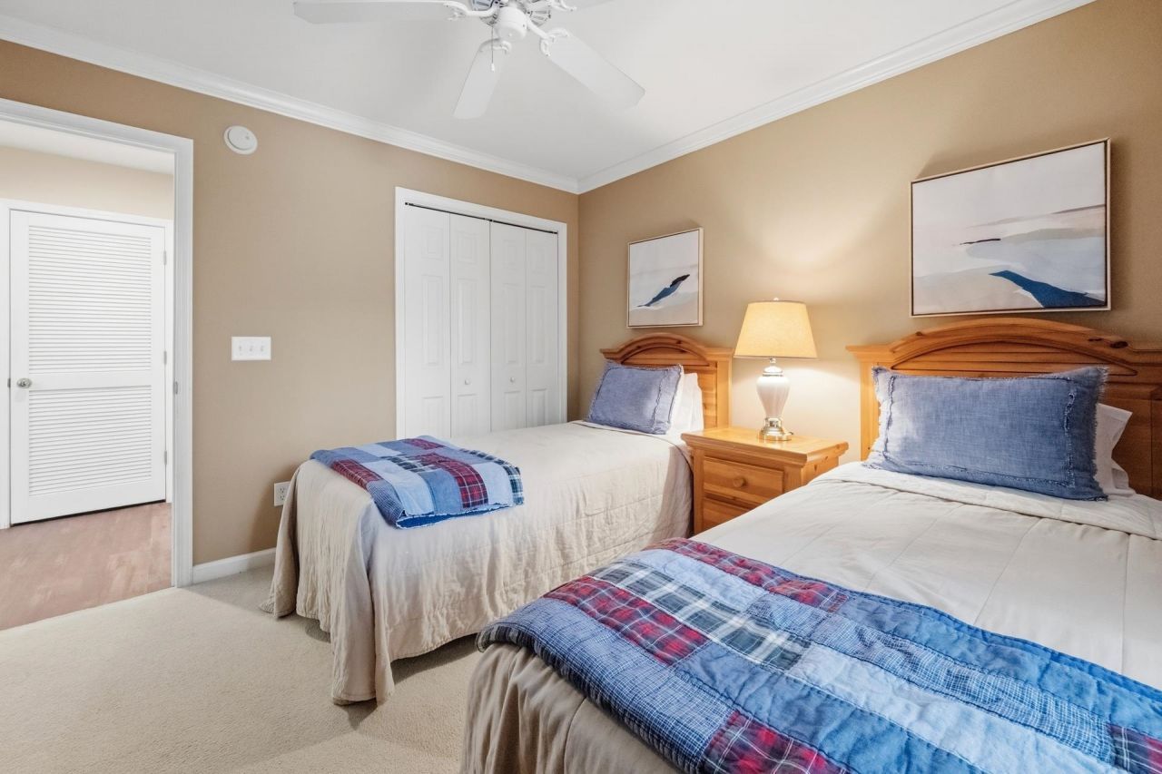 971 Blue Stem Dr. Photo 12