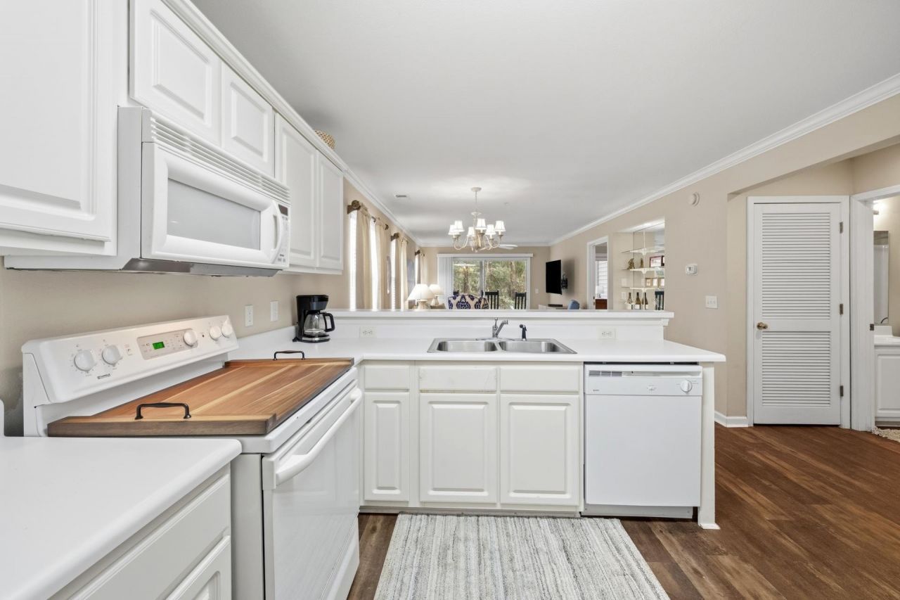 971 Blue Stem Dr. Photo 8