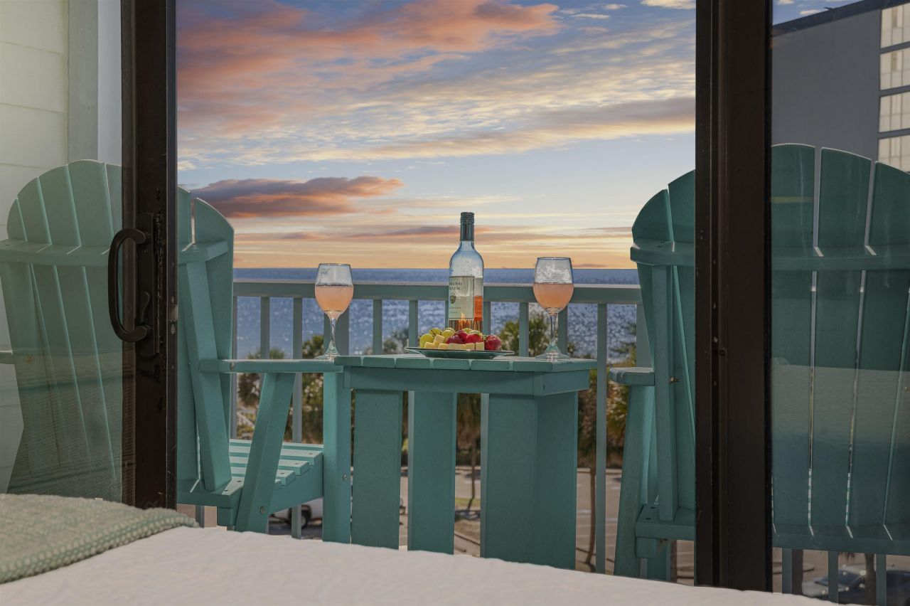 1906 Ocean Blvd. S Photo 10