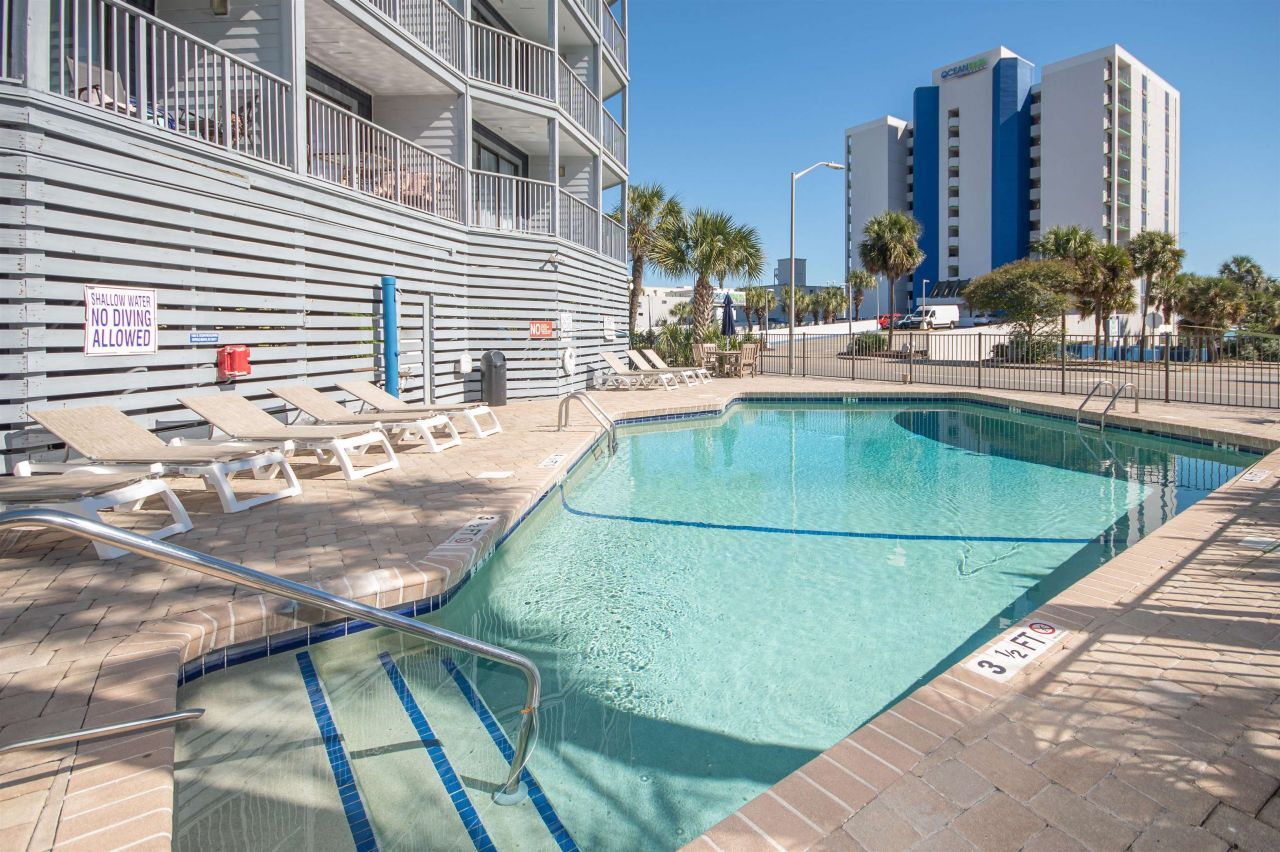 1906 Ocean Blvd. S Photo 46