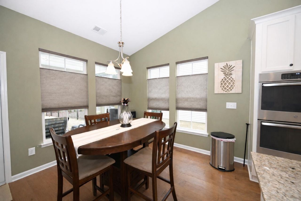 3613 Diamond Stars Way Photo 11