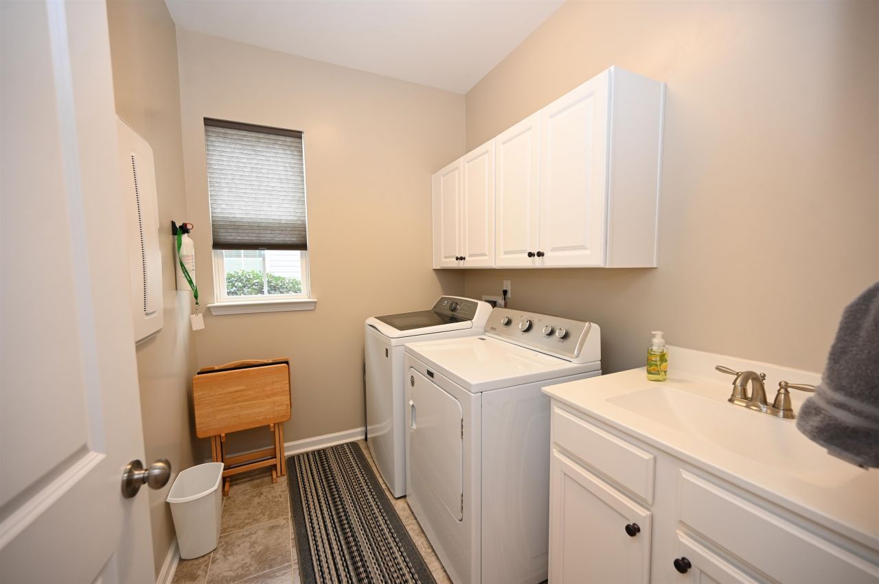 3613 Diamond Stars Way Photo 28