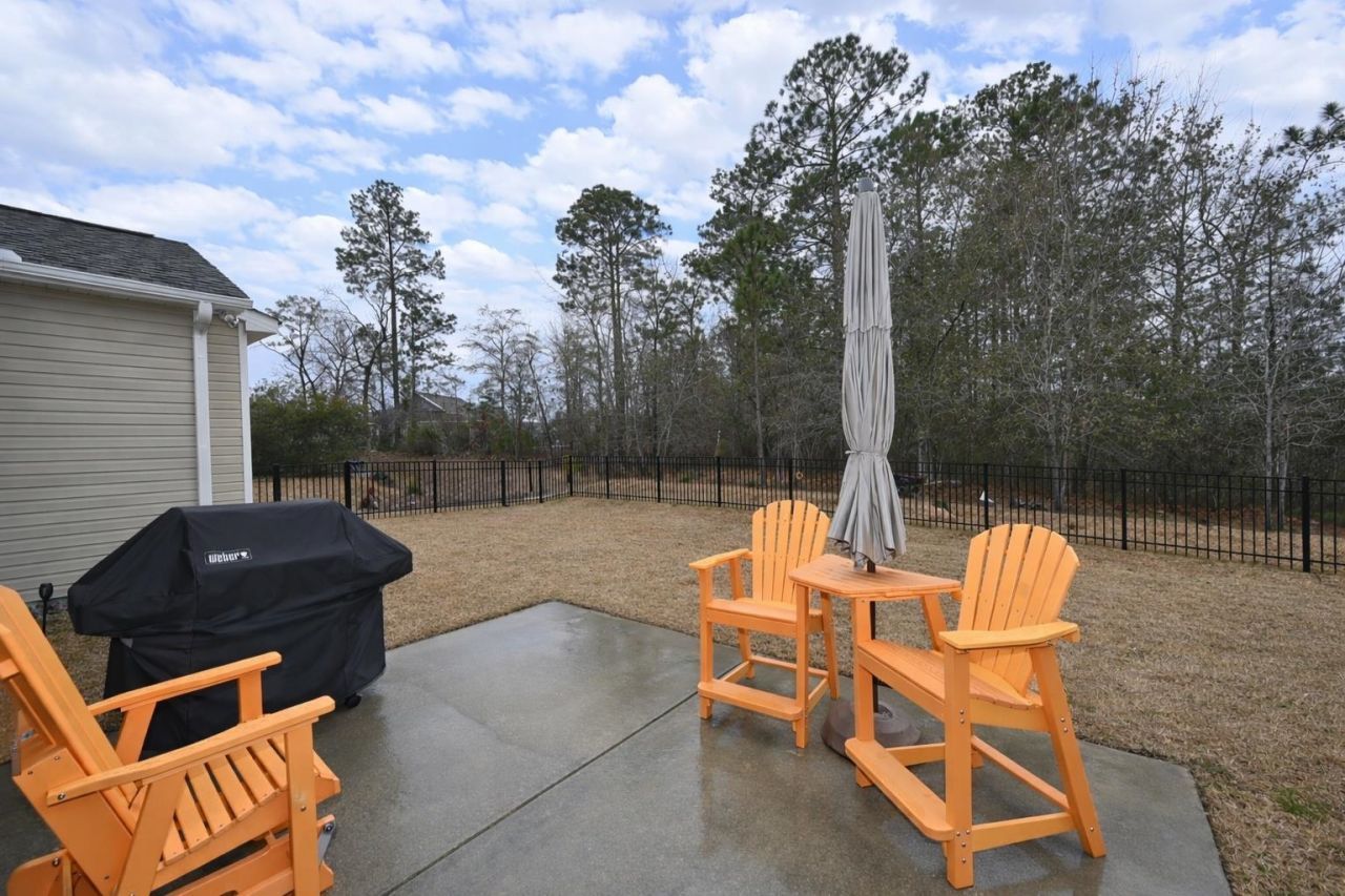 3613 Diamond Stars Way Photo 33